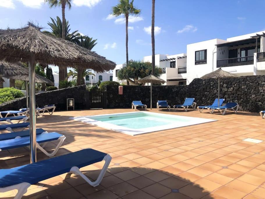 Casa Mo, 2 Bedroom Close To The * Puerto del Carmen (Lanzarote)