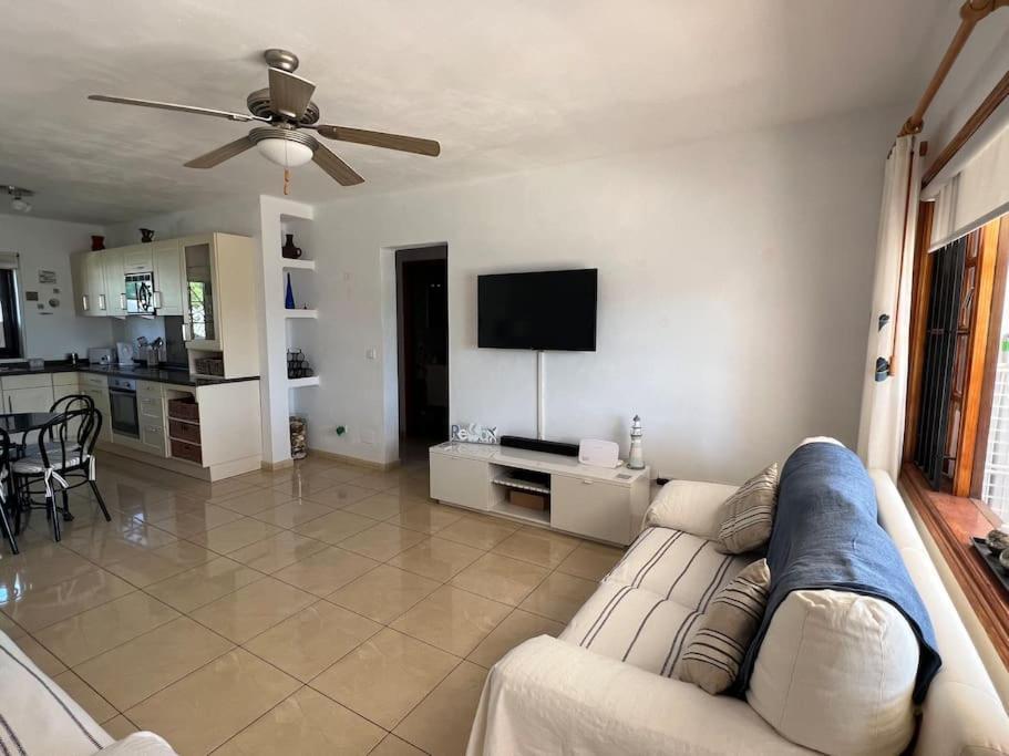 Apartment Casa Mo, 2 Bedroom Close To The Puerto del Carmen (Lanzarote)